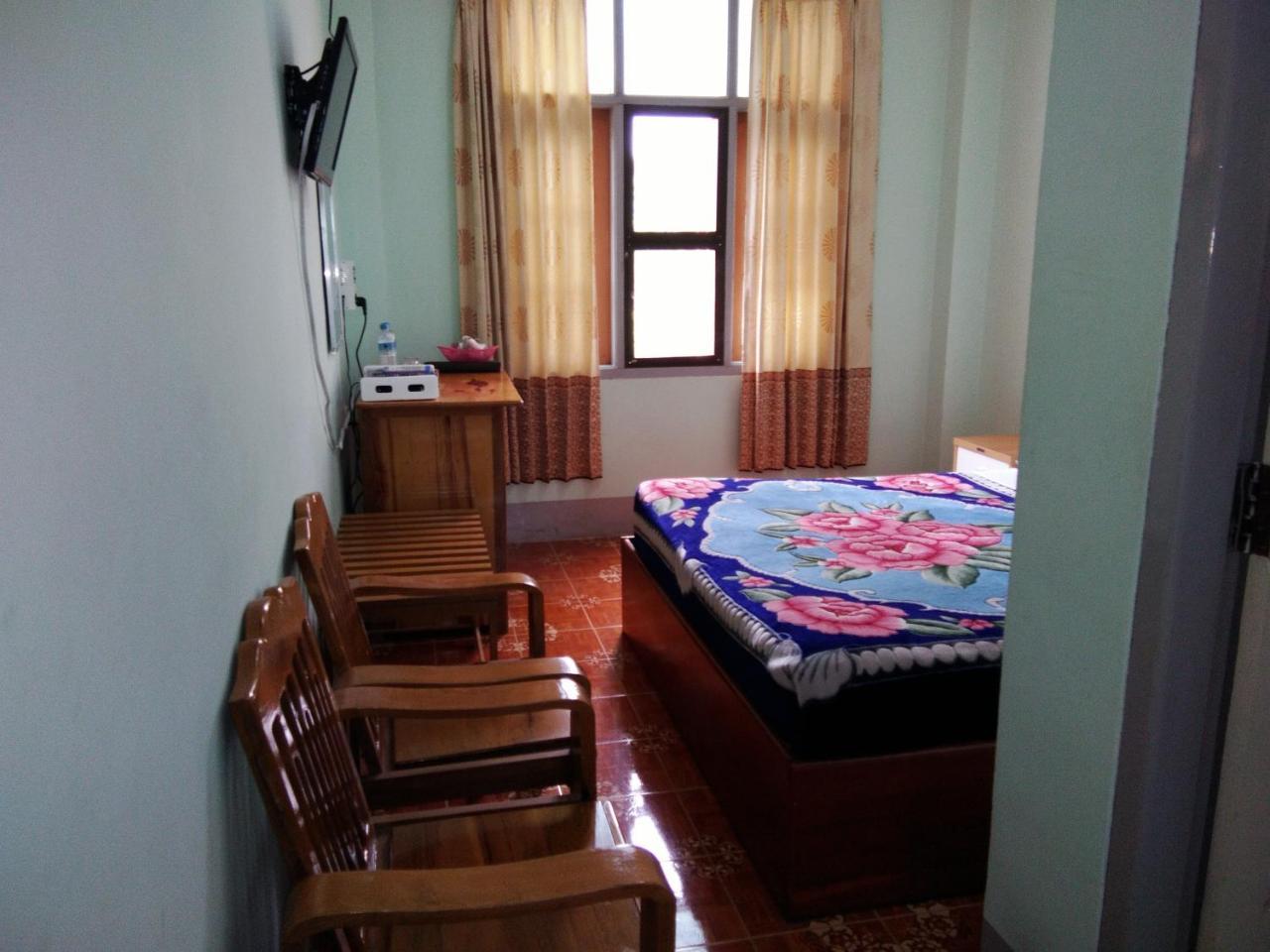 Dormitory @ Golden Kalaw Hotel Exterior photo